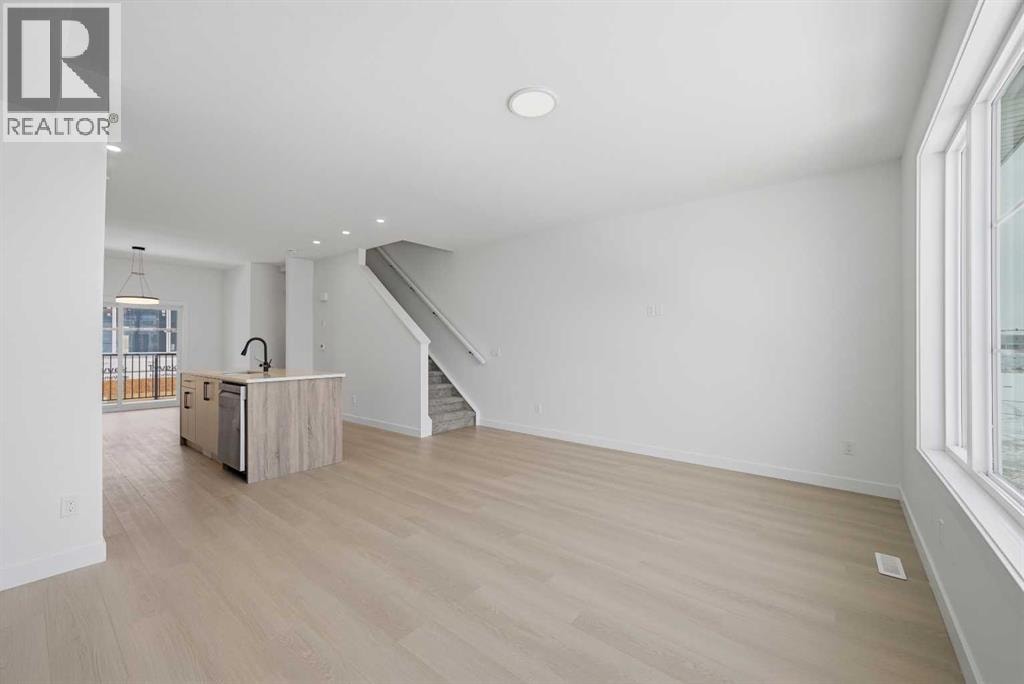 8814 48 Street NE — photo 27