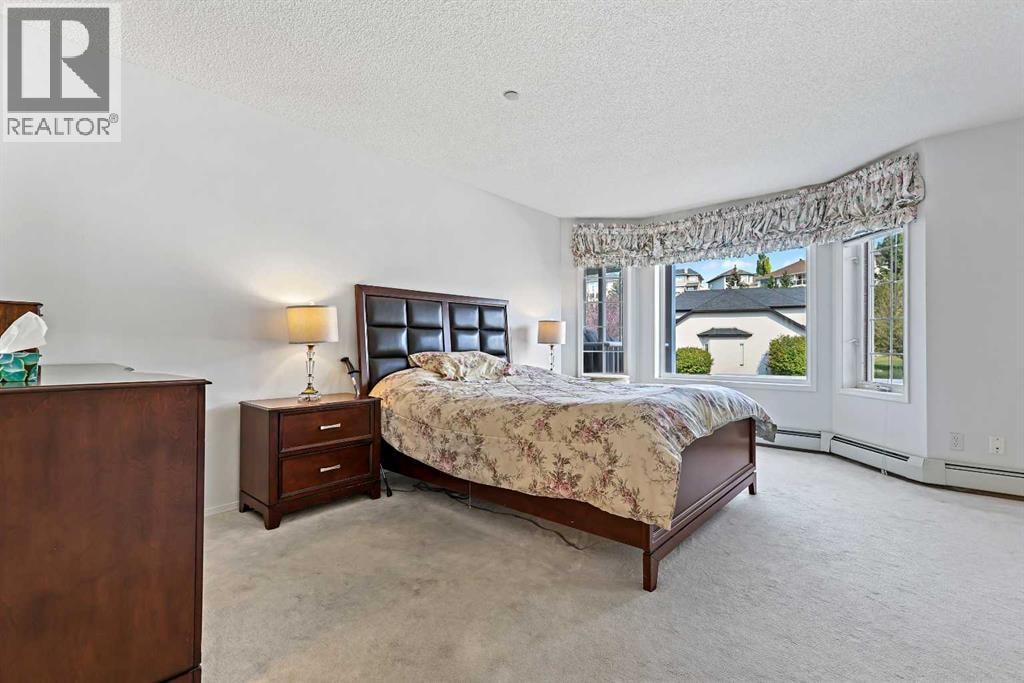 1206 Sienna Park Green SW — photo 12
