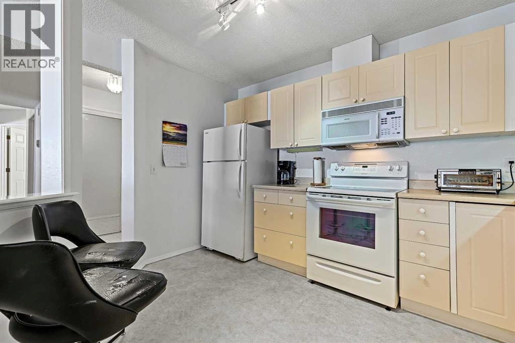 1206 Sienna Park Green SW — photo 11