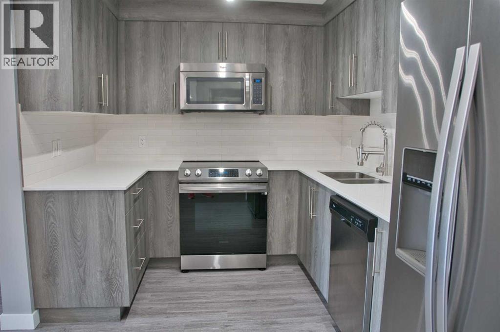 5407, 302 Skyview Ranch Drive NE — photo 8