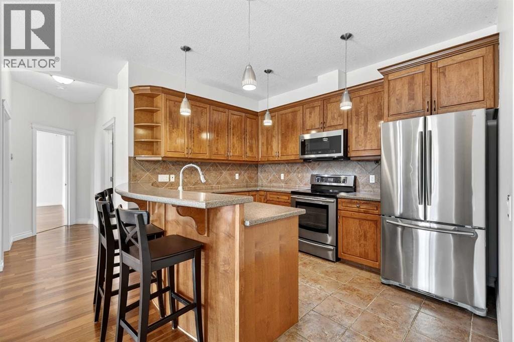 7304, 14 Hemlock Crescent SW — photo 12