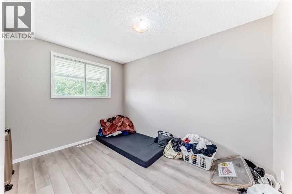 627 Fortalice Crescent SE — photo 10