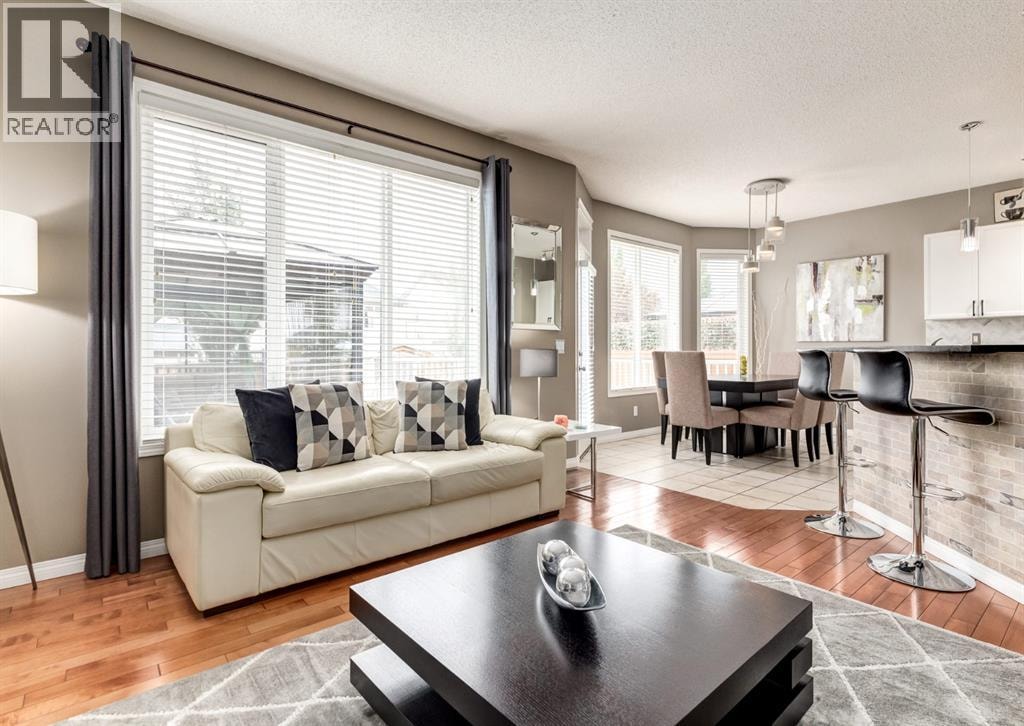 124 Copperfield Green SE — photo 4