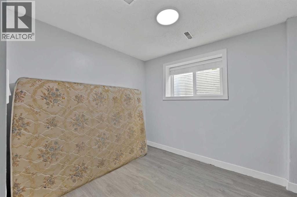218 Saddlefield Place NE — photo 40