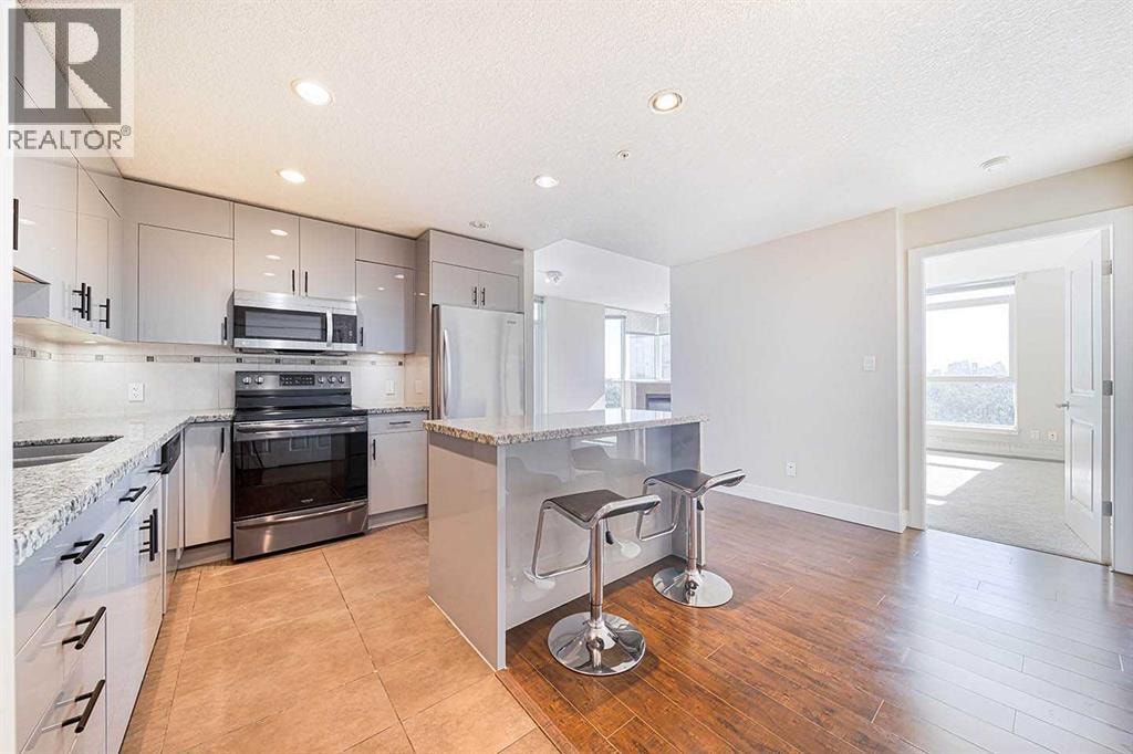 707, 77 Spruce Place SW — photo 12