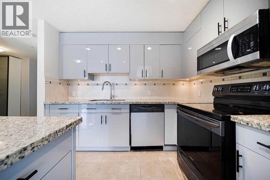 707, 77 Spruce Place SW — photo 16