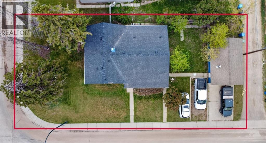 2418 27 Street SE — photo 8