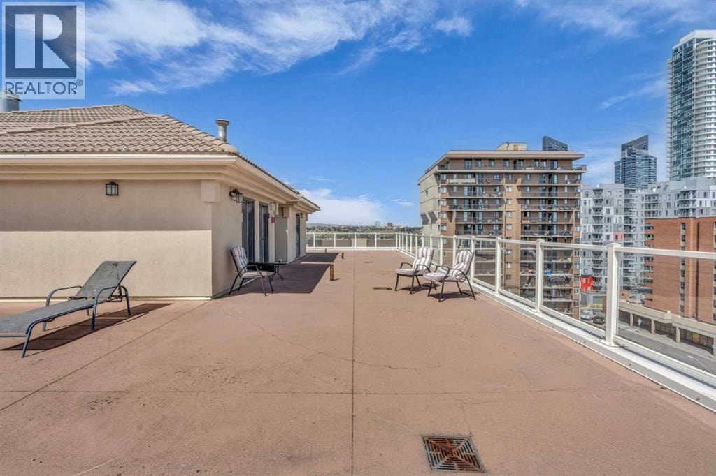 303, 1315 12 Avenue SW — photo 31
