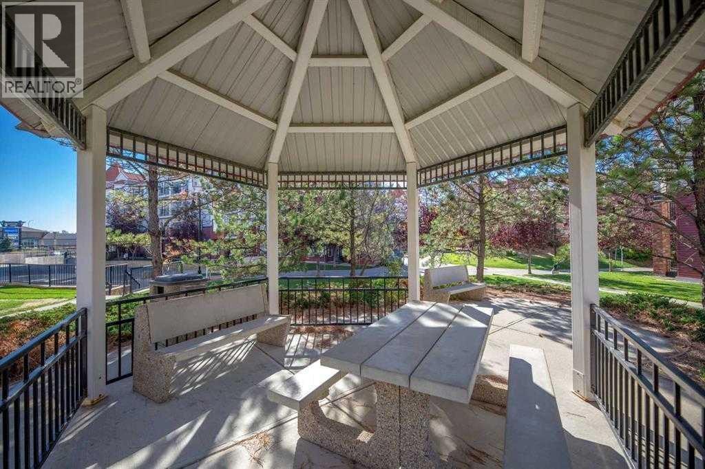 138, 60 Royal Oak Plaza NW — photo 26
