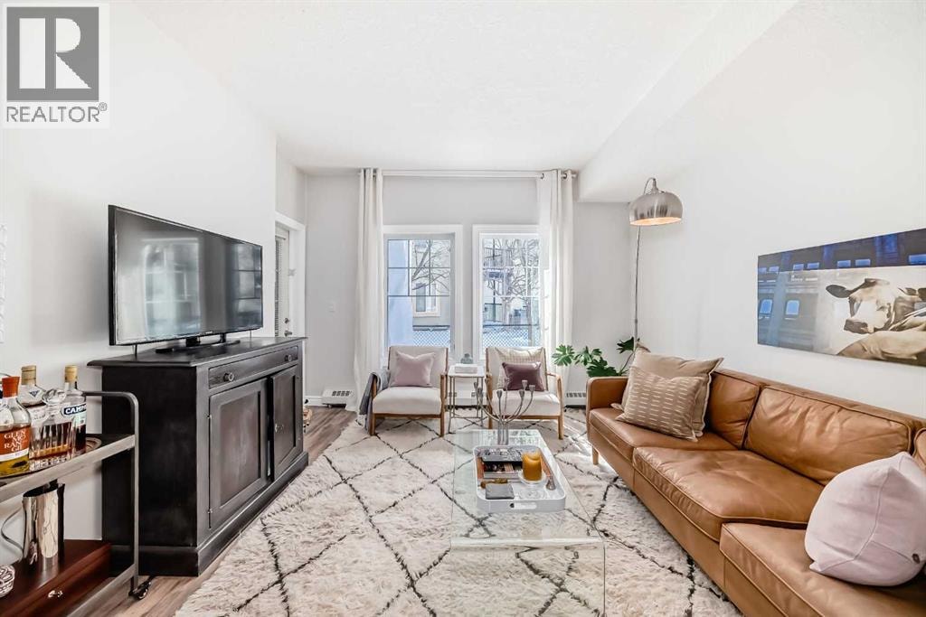 138, 60 Royal Oak Plaza NW — photo 4
