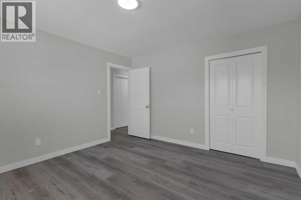 99 Dovercliffe Way SE — photo 13