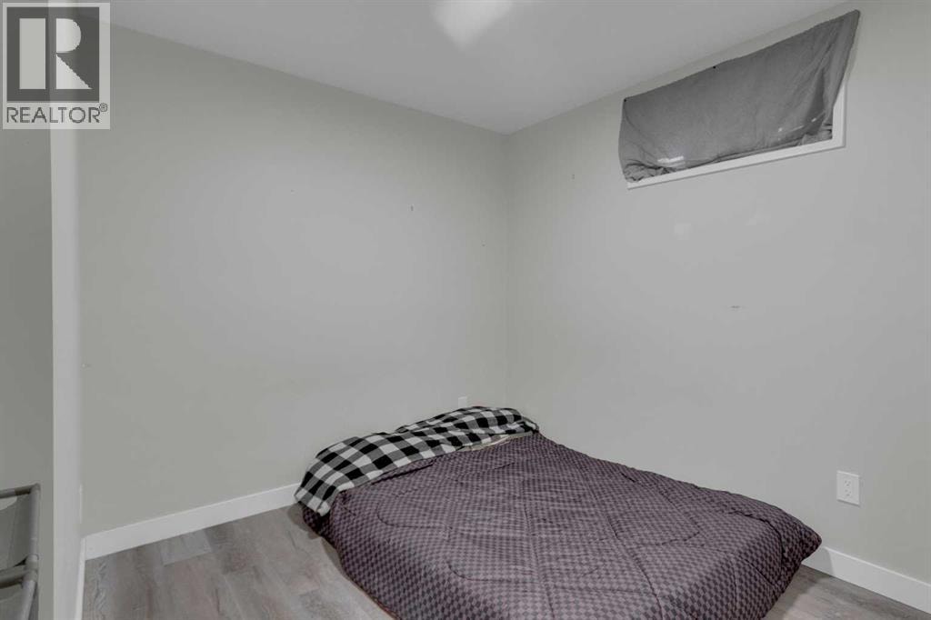 99 Dovercliffe Way SE — photo 24