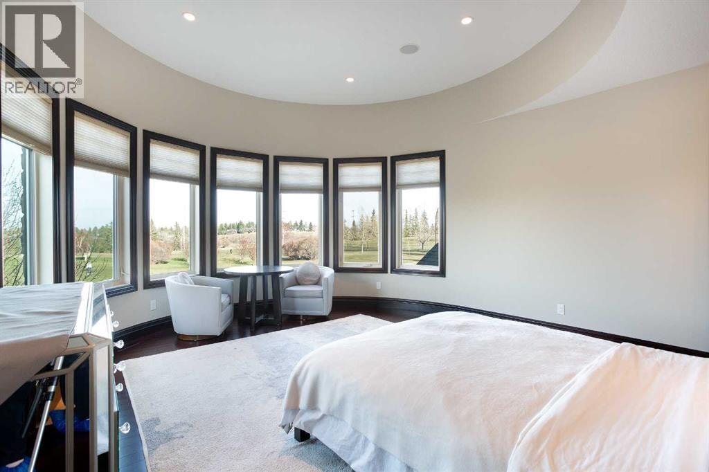 4315 14A Street SW — photo 29