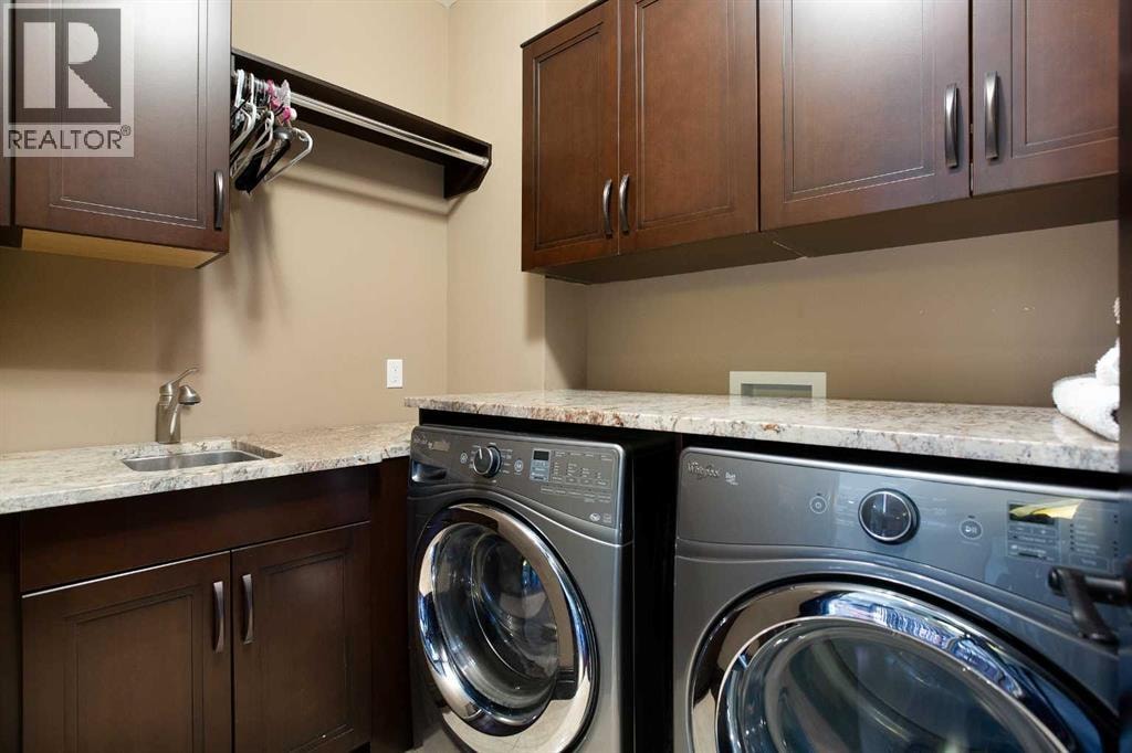 4315 14A Street SW — photo 32