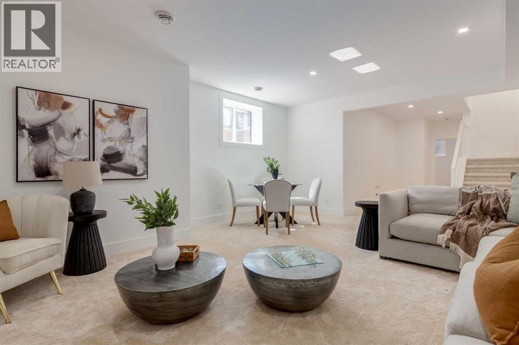 90 Treeline Gardens SW — photo 42