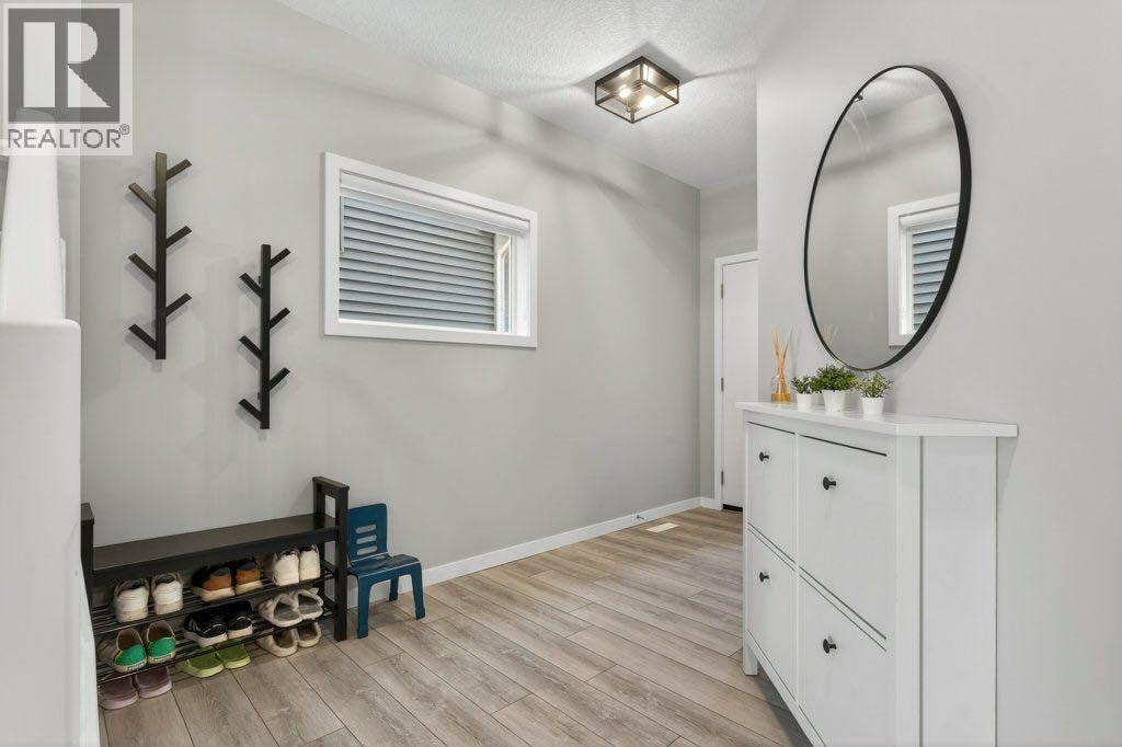665 Creekmill Court SW — photo 3