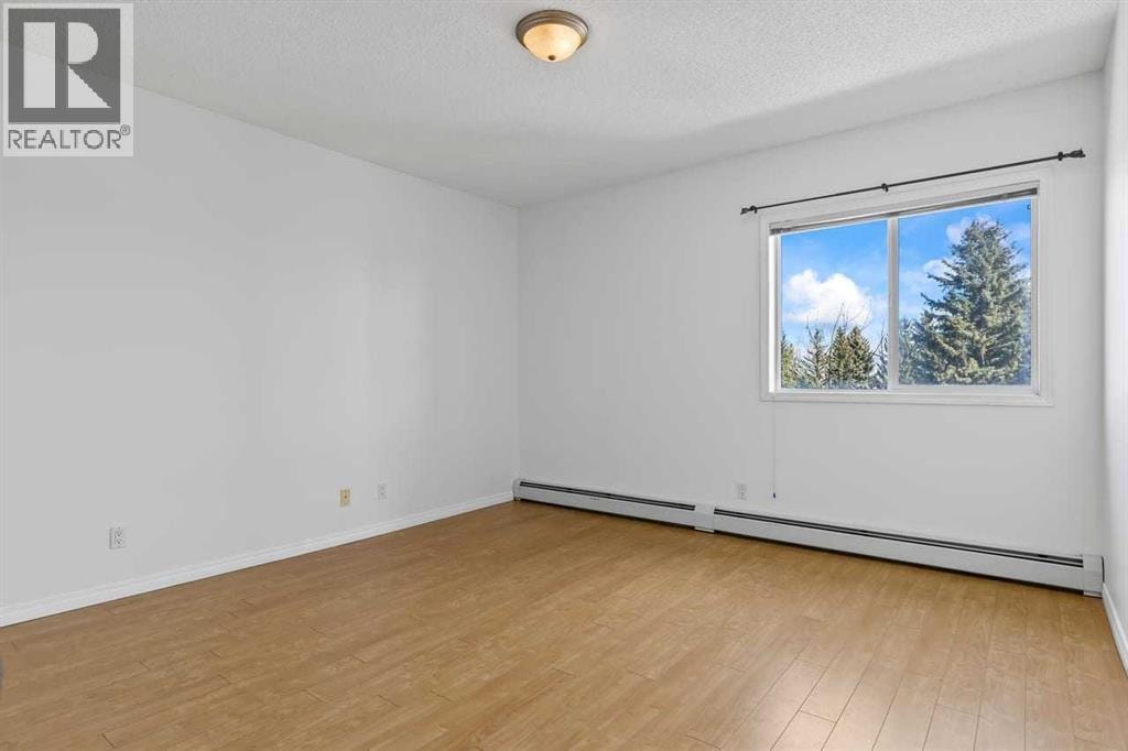 304, 2022 Canyon Meadows Drive SE — photo 18