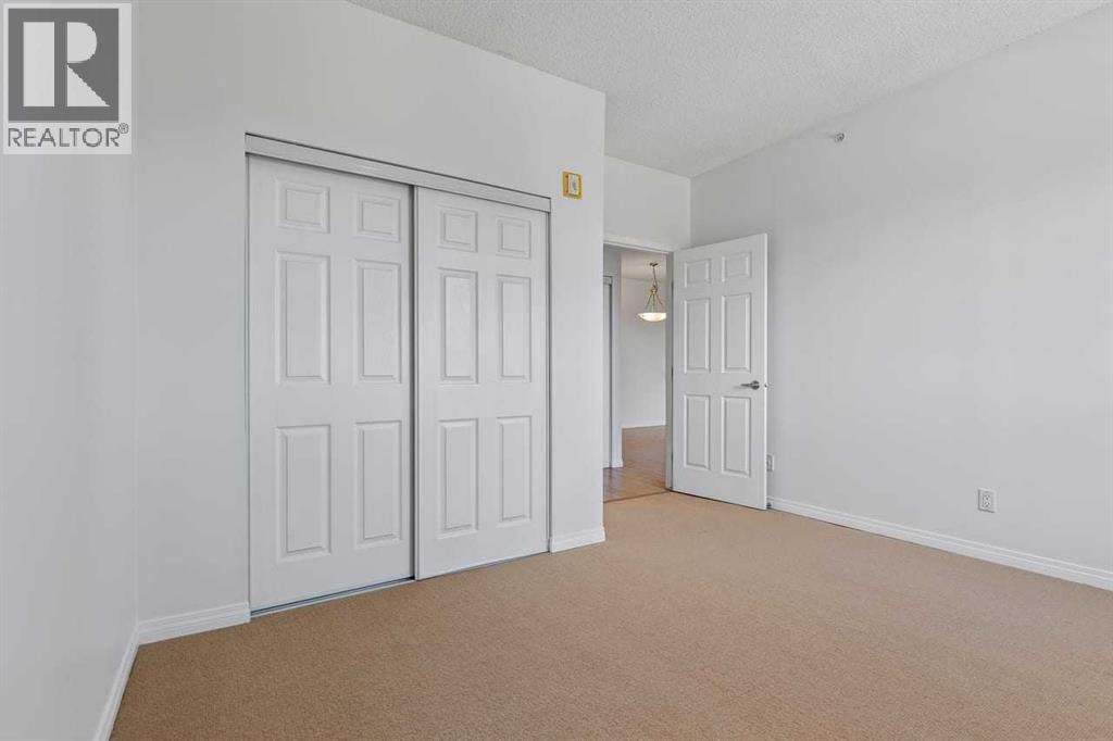 304, 2022 Canyon Meadows Drive SE — photo 26