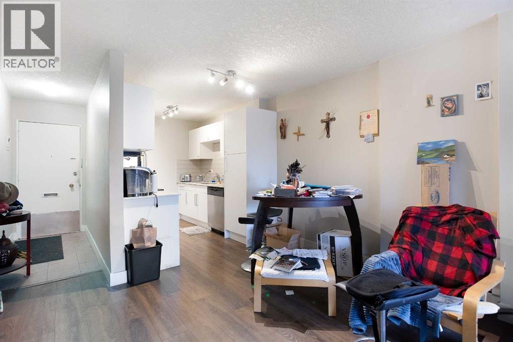 2D, 515 17 Avenue SW — photo 12