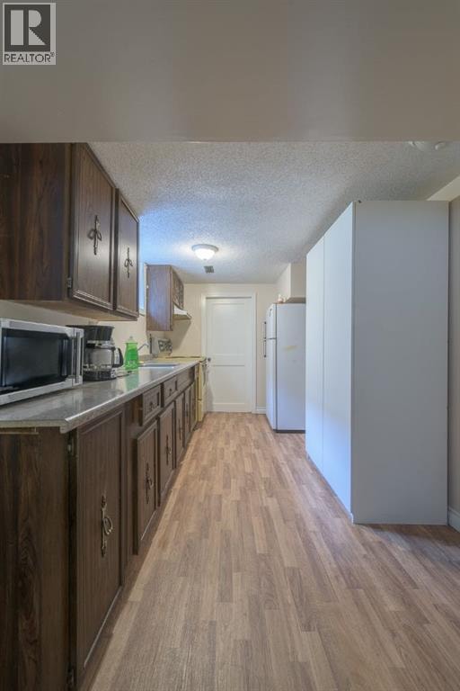 202 15 Avenue NE — photo 7