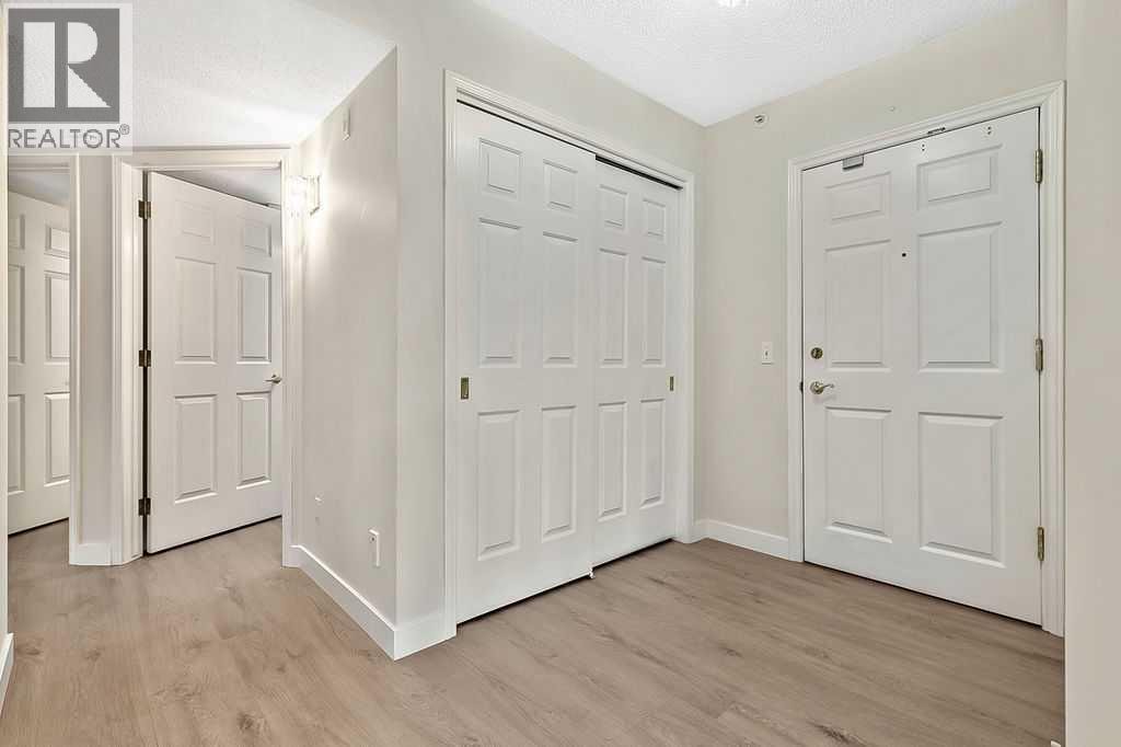 1103, 1103 Hawksbrow Point NW — photo 13