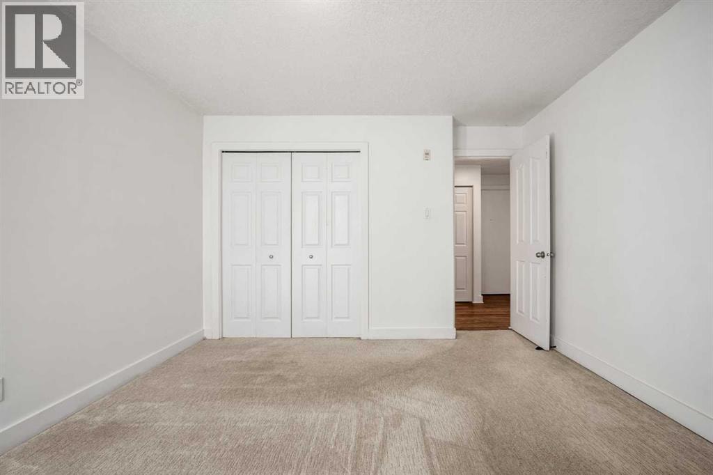 7, 2110 15 Street SW — photo 23