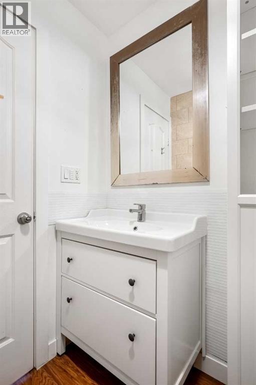 7, 2110 15 Street SW — photo 25