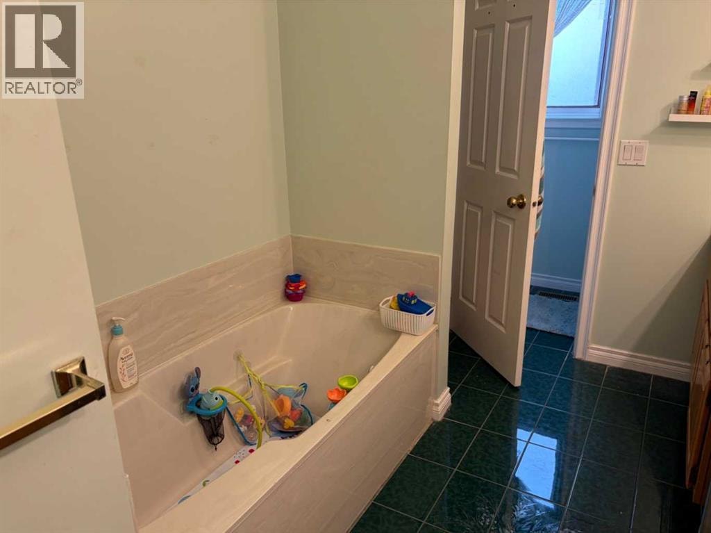 1065 East Chestermere Drive — photo 22