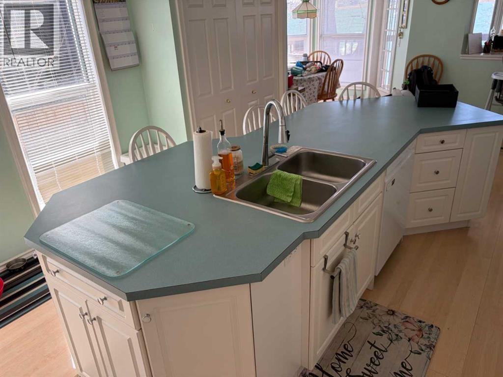 1065 East Chestermere Drive — photo 4