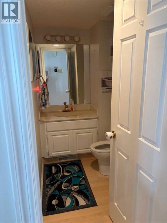 1065 East Chestermere Drive — photo 9