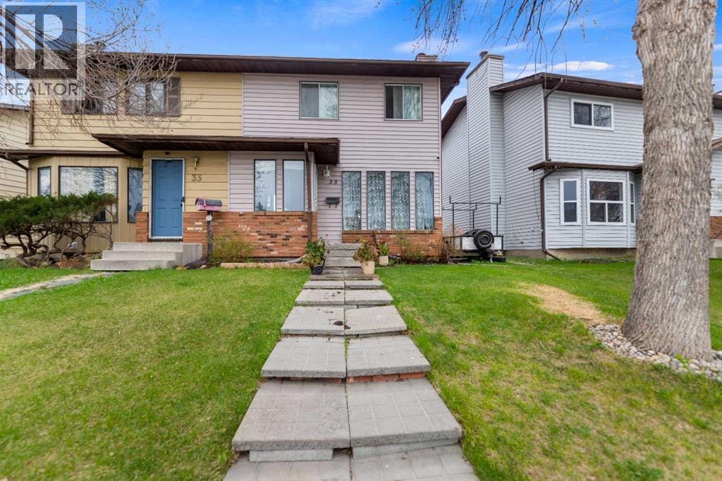 35 Templemont Drive NE — photo 1