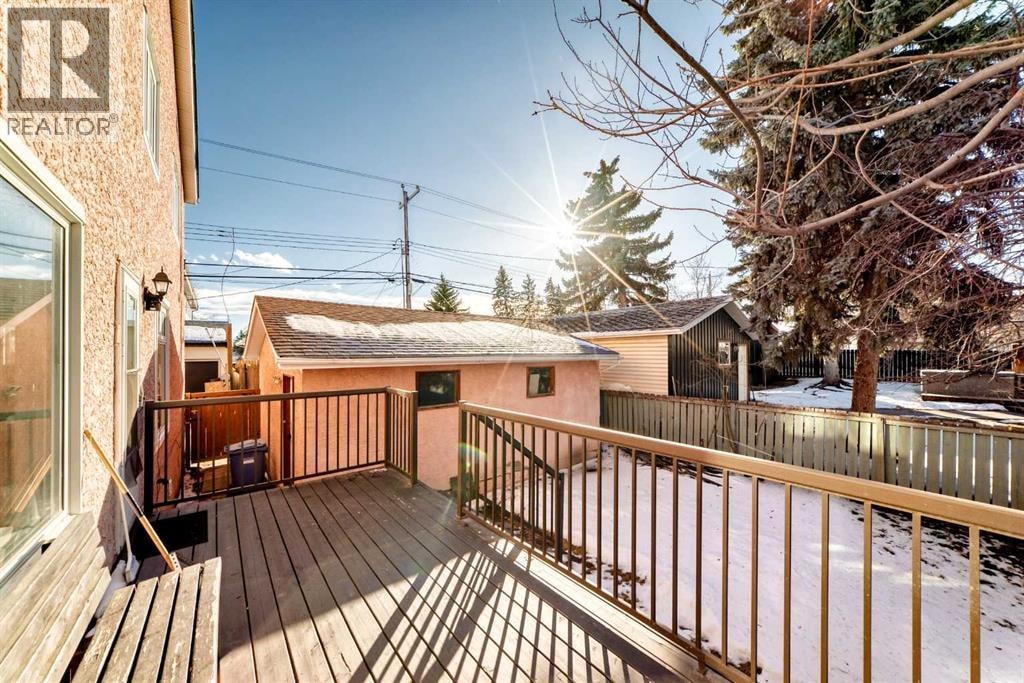 6907 6 Street SW — photo 36