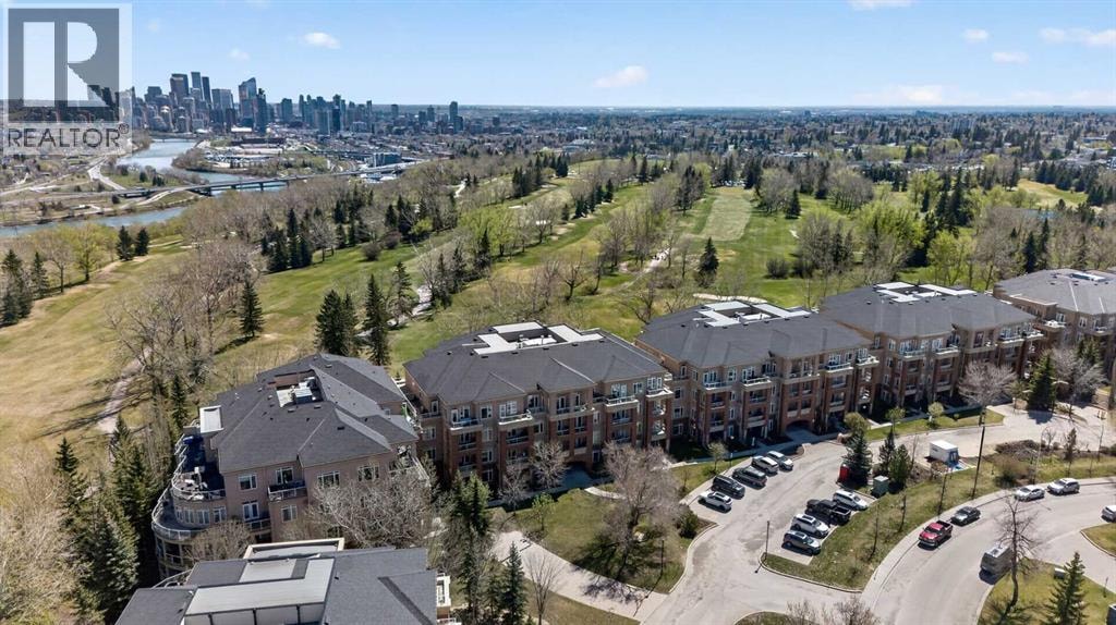 7305, 14 Hemlock Crescent SW — photo 43