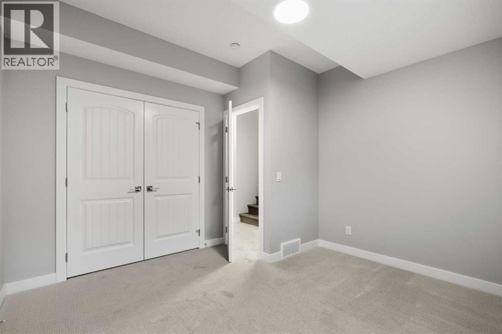 1058 Alpine Avenue SW — photo 39