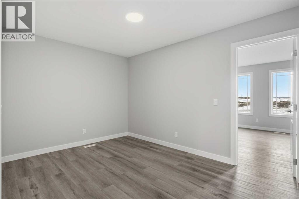 1058 Alpine Avenue SW — photo 15