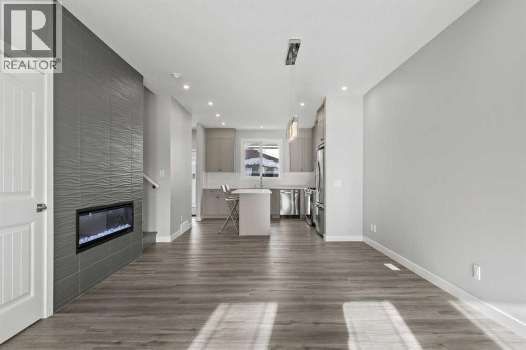 1058 Alpine Avenue SW — photo 5