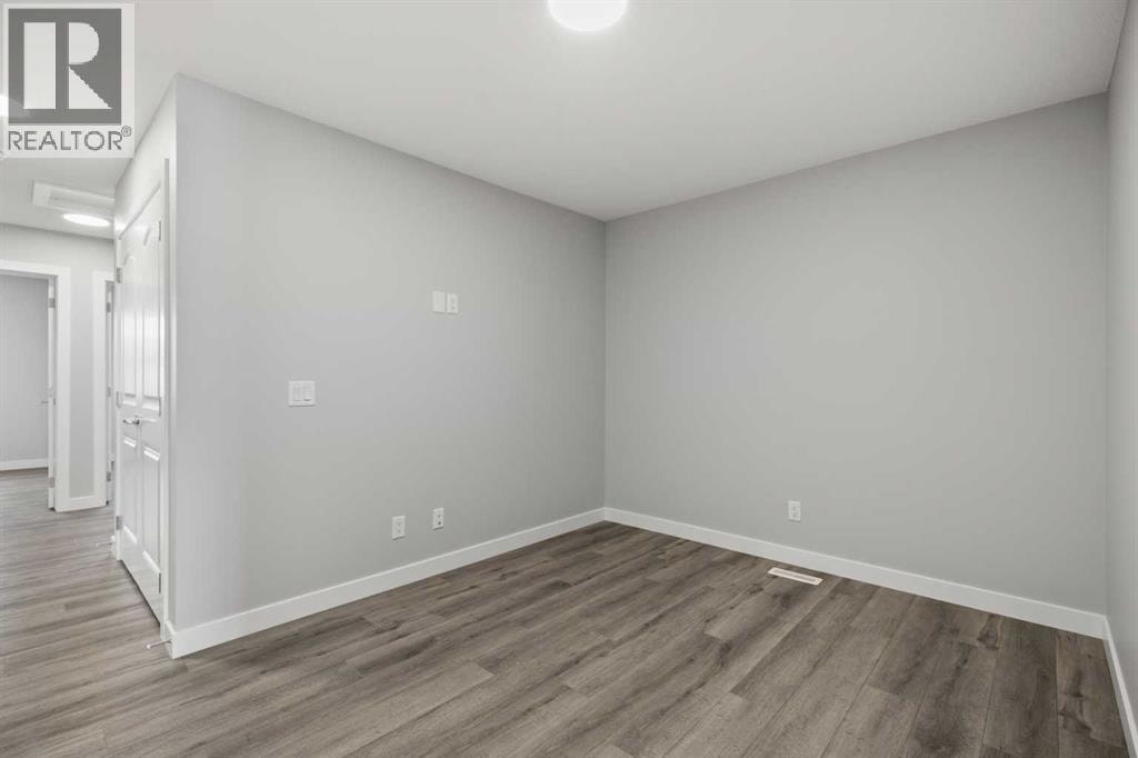 1058 Alpine Avenue SW — photo 17