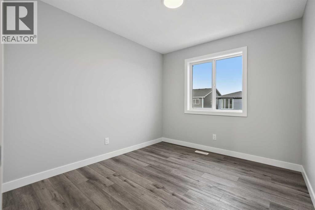1058 Alpine Avenue SW — photo 26