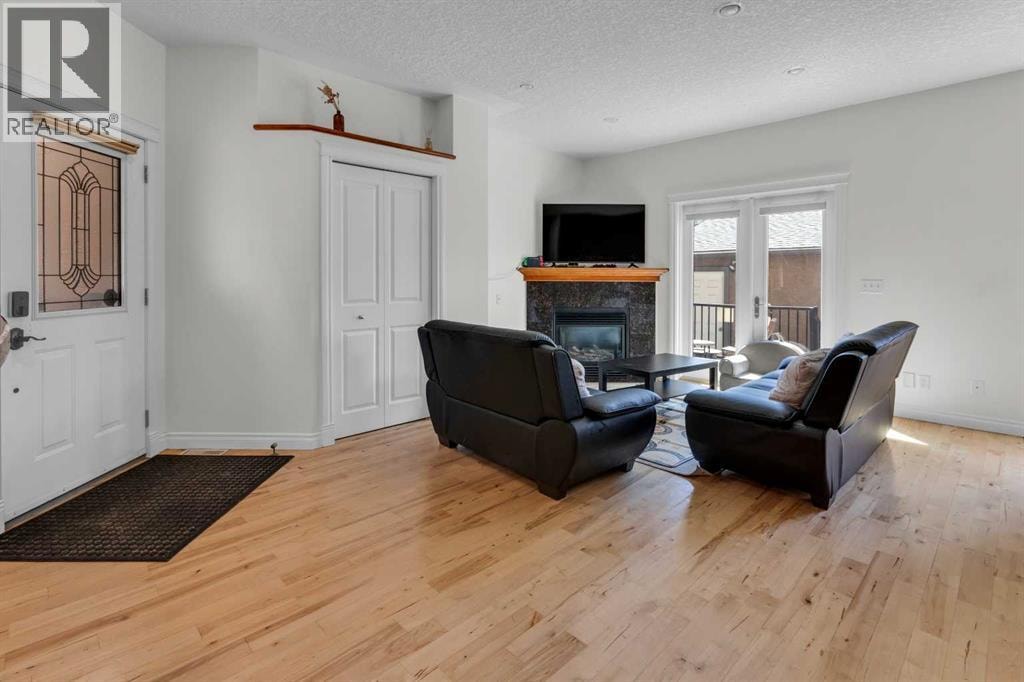 2, 3421 5 Avenue NW — photo 6