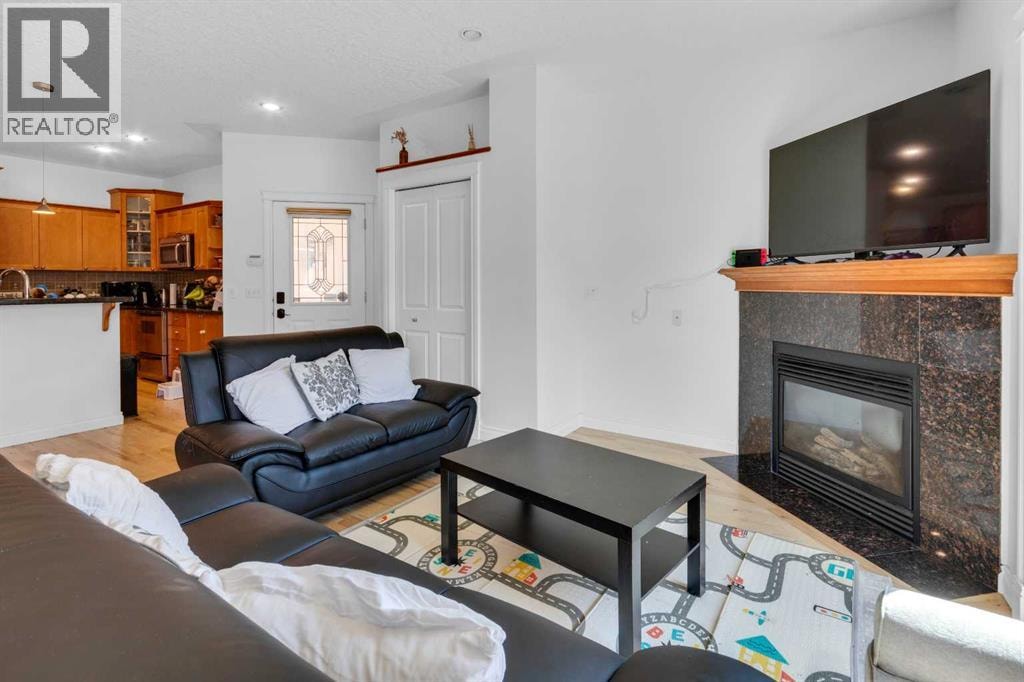 2, 3421 5 Avenue NW — photo 5