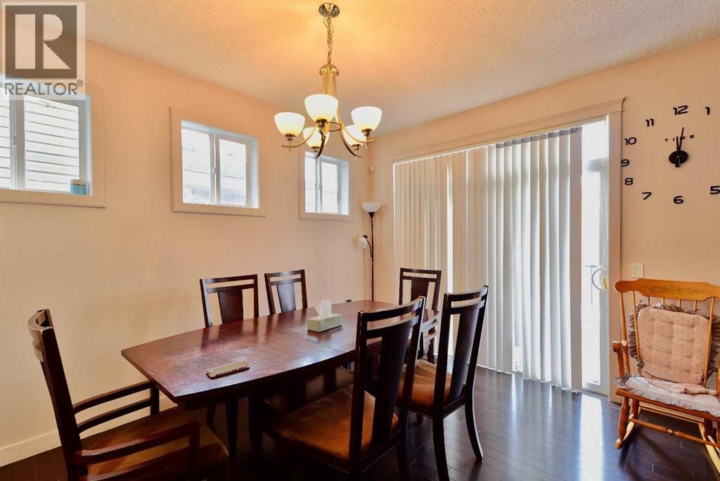 18 Redstone Manor NE — photo 15