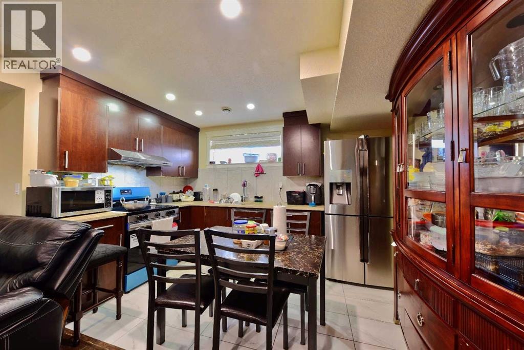 18 Redstone Manor NE — photo 29