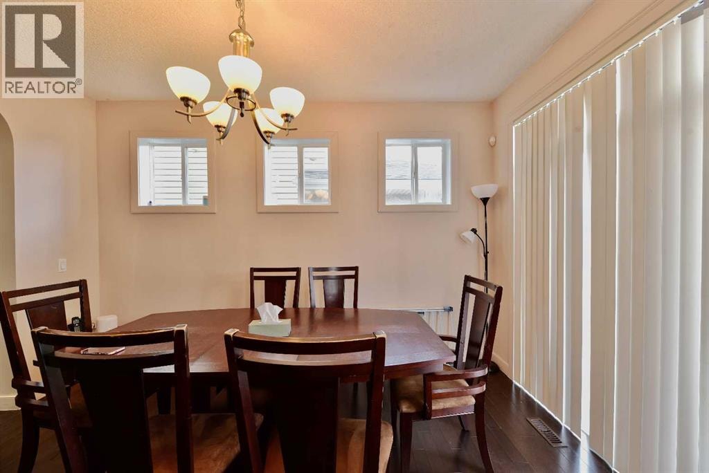 18 Redstone Manor NE — photo 16