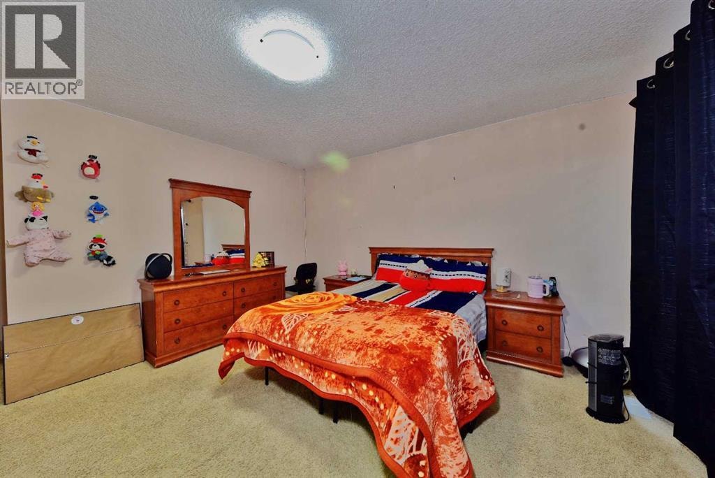 18 Redstone Manor NE — photo 24
