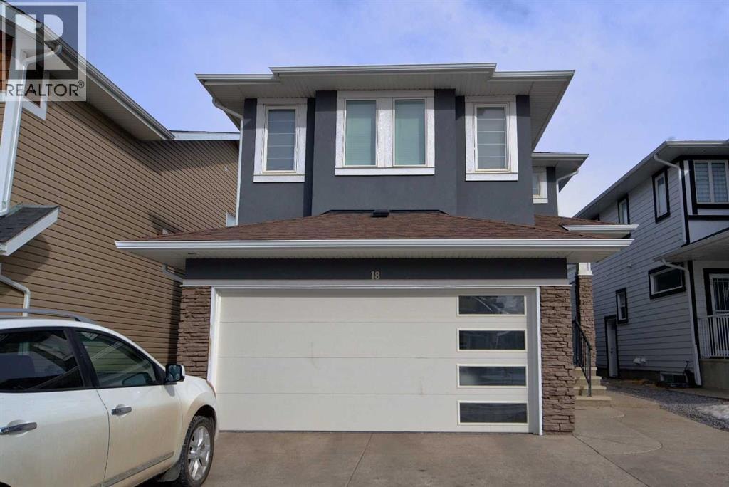18 Redstone Manor NE — photo 1