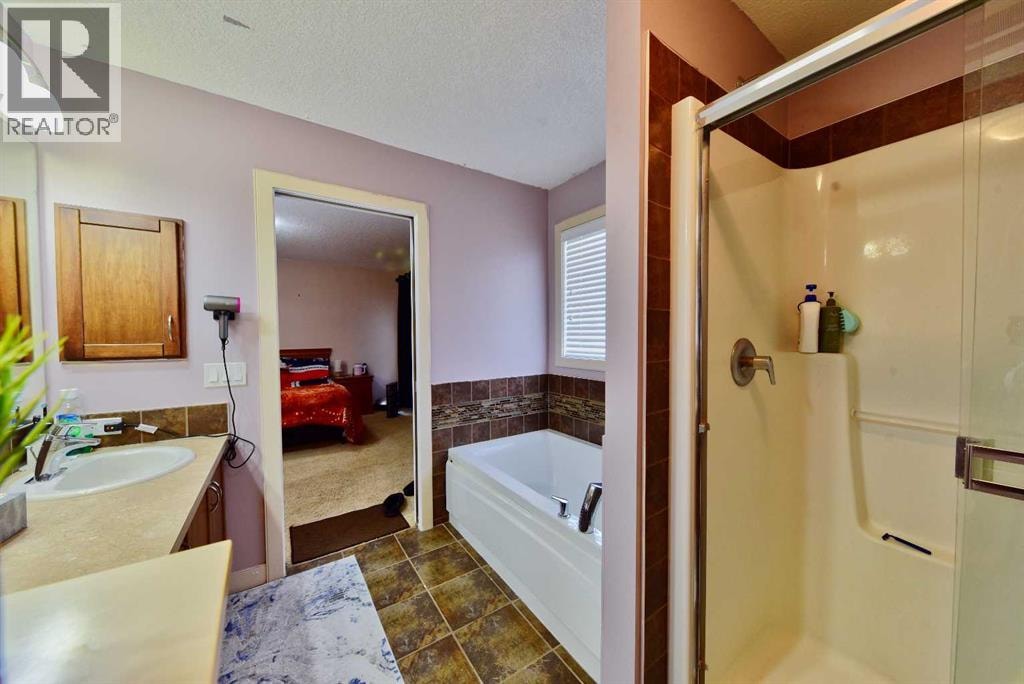 18 Redstone Manor NE — photo 25