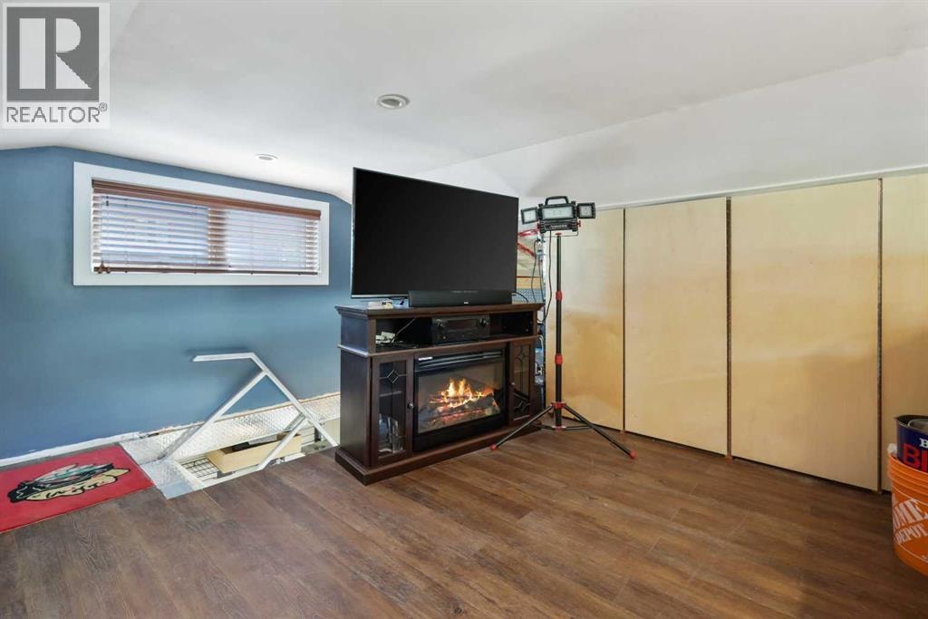 2908 7 Avenue NW — photo 45
