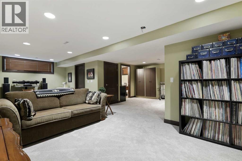 2908 7 Avenue NW — photo 34