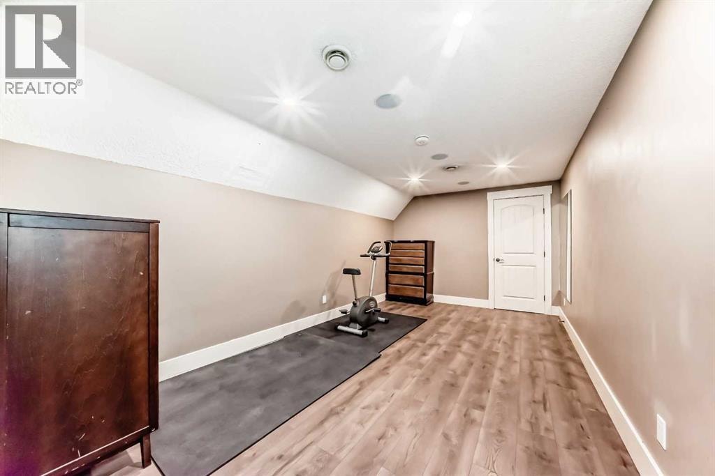 10909 Eamon Road NW — photo 32
