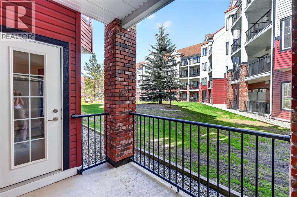 137, 60 Royal Oak Plaza NW — photo 13